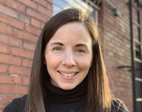 Kelly Dittmar, 2000 Fellow